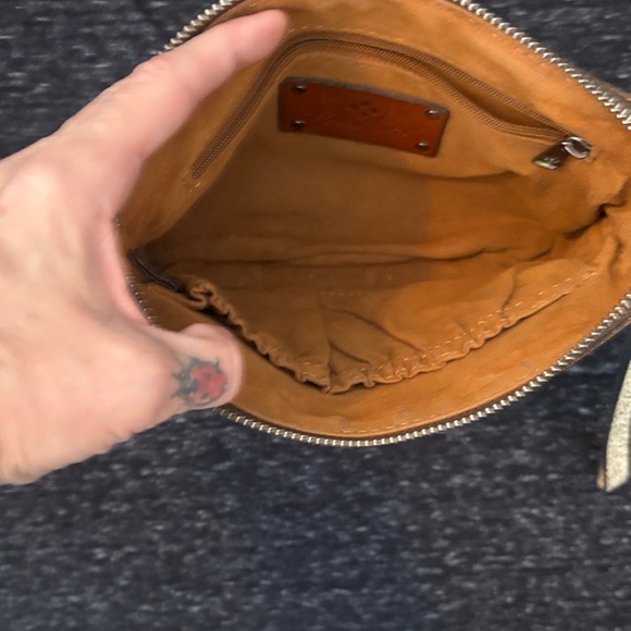 Patricia Nash Embossed Floral Clutch - Picture 3 of 14